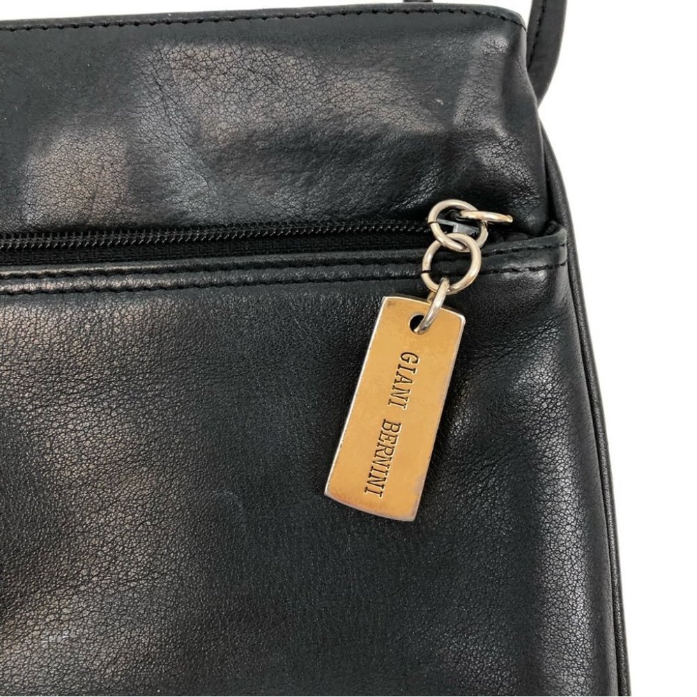 Giani Bernini Black Leather Crossbody Wallet | Made in Indonesia - Picture 3 of 7